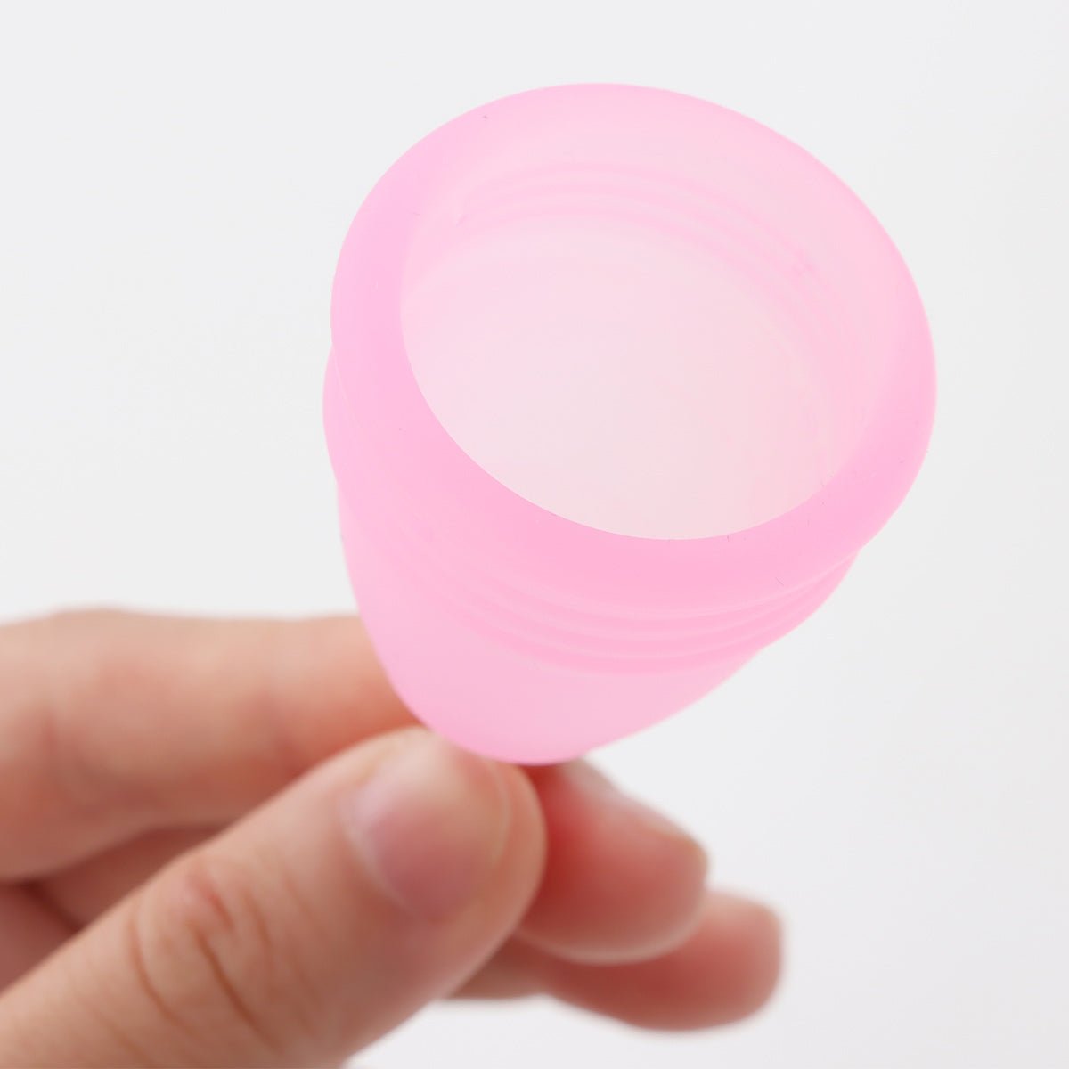 Uusina（ウウシナ）月経カップ プチタイプ 生理用品 生理カップ タンポン 経血カップ 初心者 ナプキン不要 月経ディスク - Uusina（ウウシナ）公式